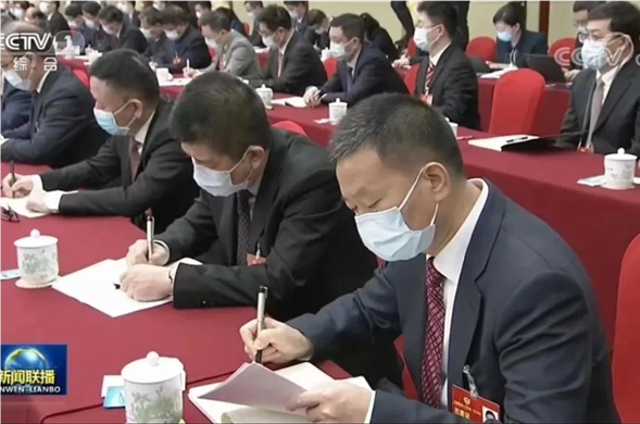 四川新闻联播｜费功全委员：肩负社会责任 促进共同富裕